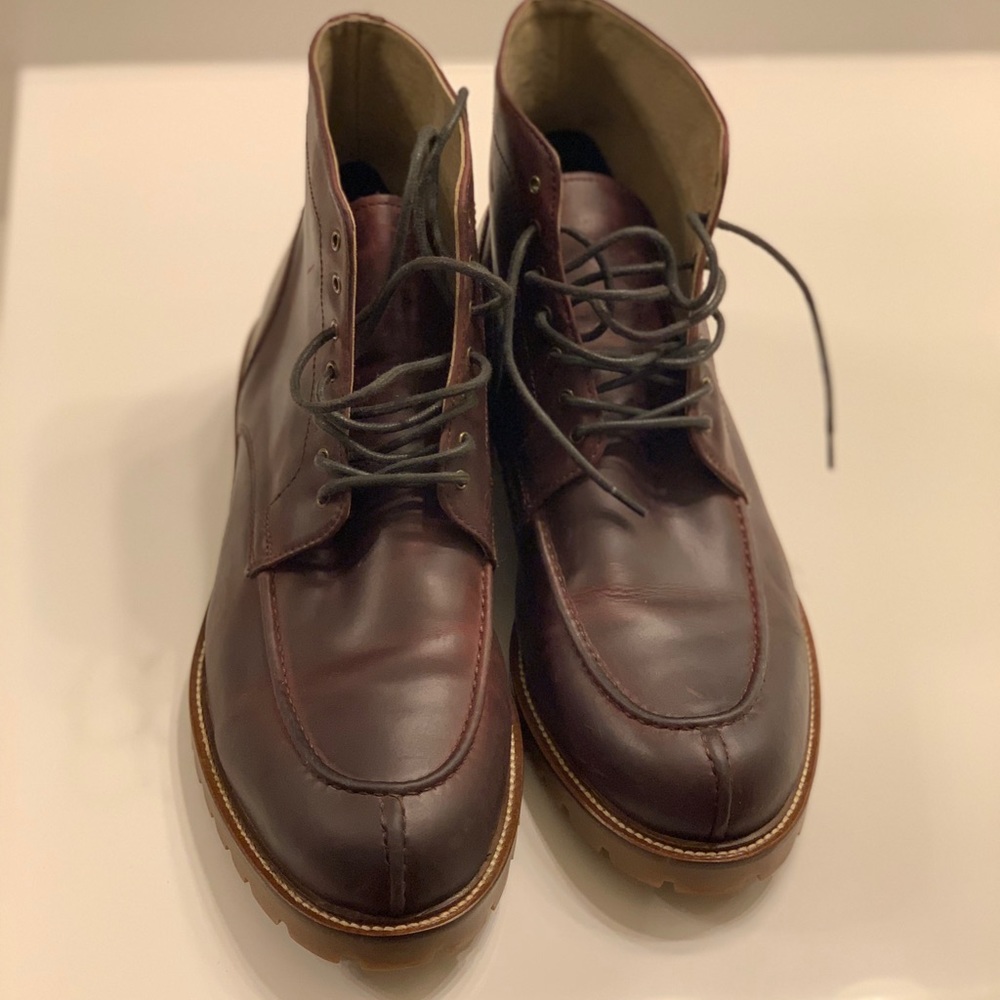 Size 12 Men’s Banana Republic boots